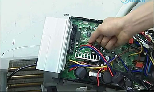 怀安美的空调电话是多少